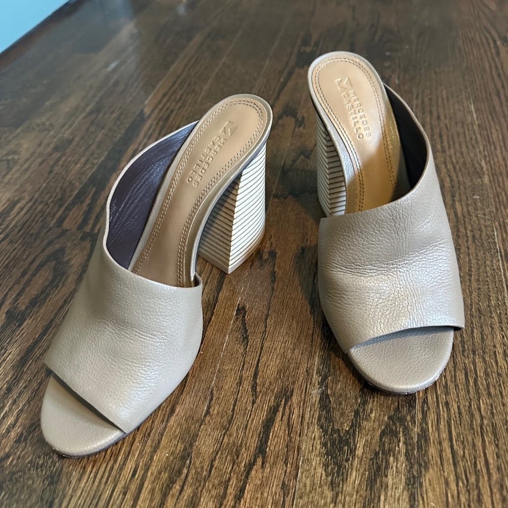 Mercedes Castillo Izar High Asymmetrical Leather Mule Heels Size 8/38